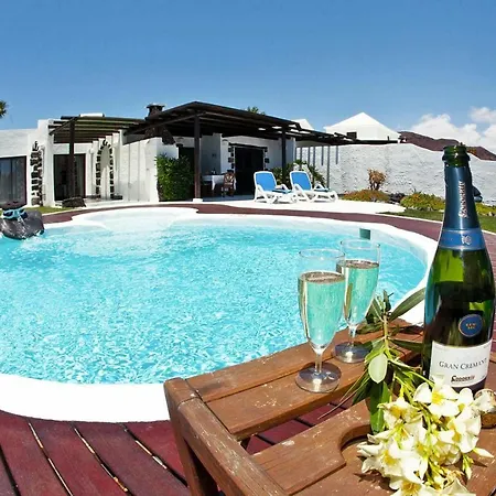 Holiday Villas Kamezi Playa Blanca Ace03034 Oya פלאיה בלנקה