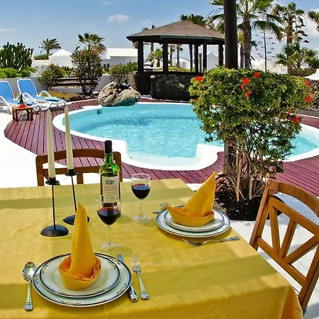 Holiday Villas Kamezi Playa Blanca Ace03034 Oya בית נופש