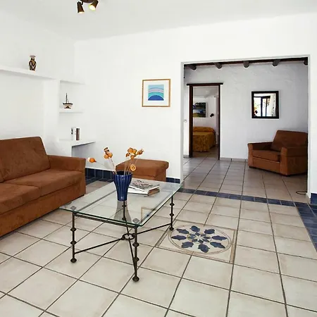 Vakantiehuis Holiday Villas Kamezi Playa Blanca Ace03034 Oya *